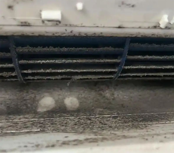 溧水空调吹的风有股烧焦味是怎么回事